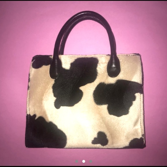 COPY - FUZZY COW PRINT FAUX FUR PURSE 🐄🐮 - Picture 3 of 3